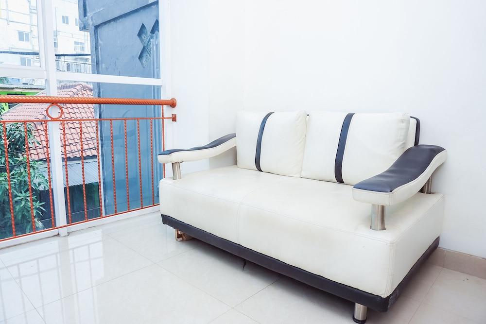 Sarkawi Residence Jakarta Eksteriør bilde